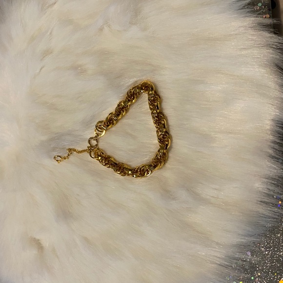 Necklaces and bracelets - Picture 7 of 12